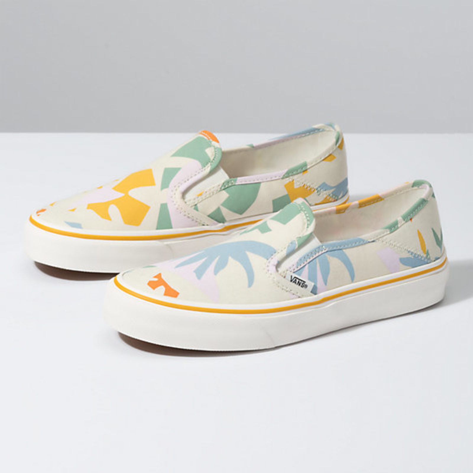 Leila hot sale x vans